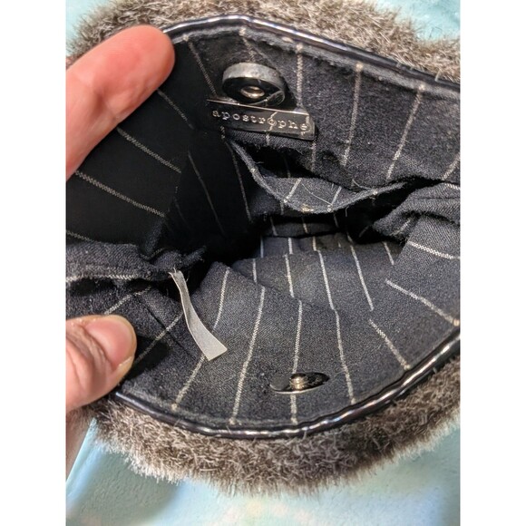 Apostrophe Mini Faux Fur Shoulder Bag Y2K 90s Grey Fuzzy Novelty Bucket Purse - Picture 4 of 8